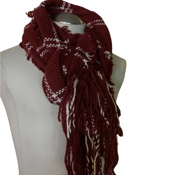 LULLA Collection by Bindya Women's Oversized Burgundy Scarf Perfect for Fall - Picture 2 of 9
